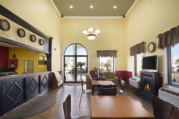  - Super 8 Motel Baton Rouge - I-12, Exit 4