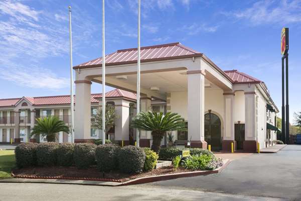 Exterior view - Super 8 Motel Baton Rouge - I-12, Exit 4