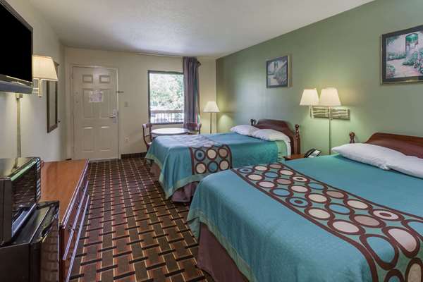  - Super 8 Motel Norcross - I-85, Exit 101