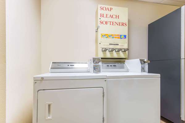  - Super 8 Hotel Buena Vista