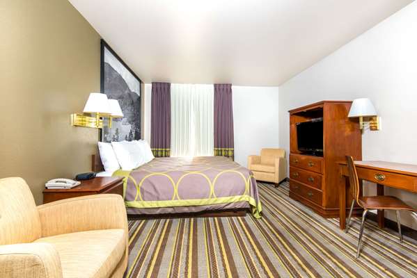  - Super 8 Hotel Buena Vista