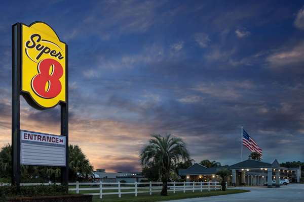 Exterior view - Super 8 Motel Ocala - I-75, Exit 352