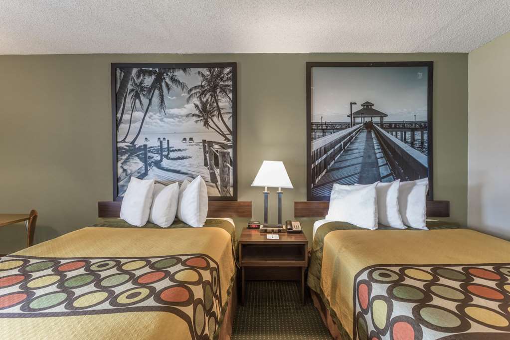 SUPER 8 BY WYNDHAM OCALA-guestroom-Guest Room,On-Site.jpg