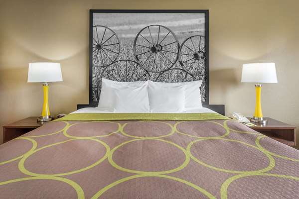  - Super 8 Motel Hebron