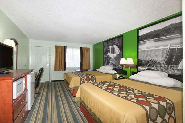  - Super 8 Motel Yreka - I-5, Exit 776