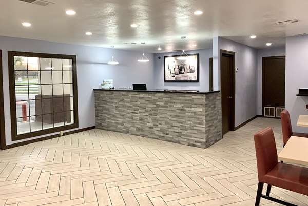  - Super 8 Motel Canton - I-20, Exit 527