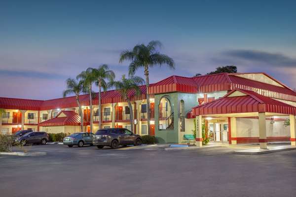 Exterior view - Super 8 Motel US 19 North Clearwater