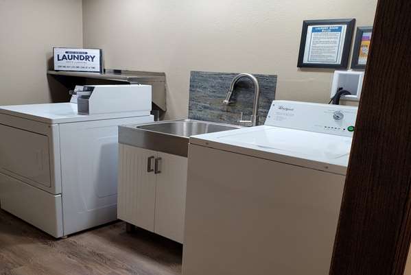 Amenities - Super 8 Hotel Estherville