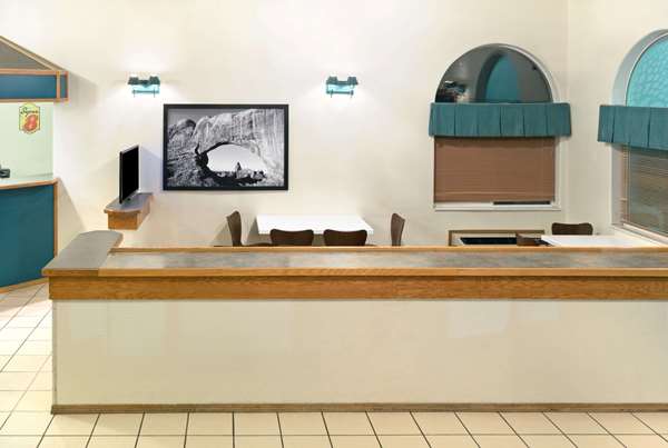  - Super 8 Hotel Green River