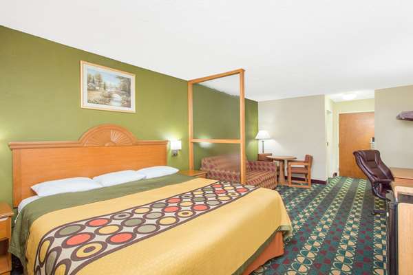  - Super 8 Hotel Spartanburg - I-26, Exit 22