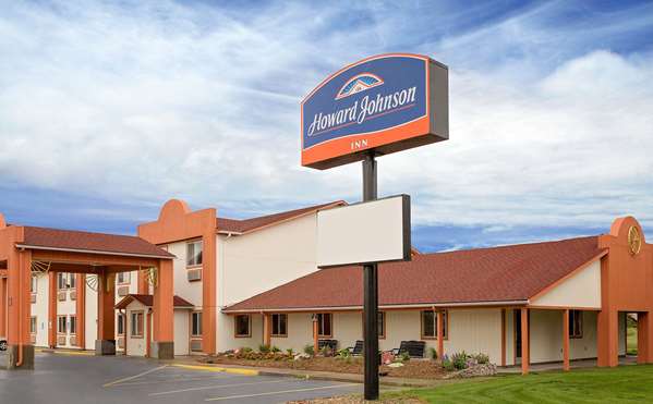 On-Site,Outdoor/Exterior,Exterior View of Building