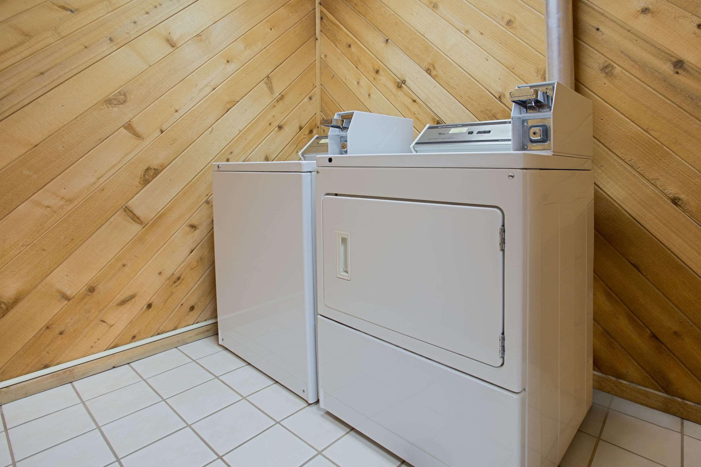 Laundry | Super 8 by Wyndham Charles City