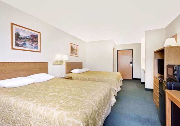  - Super 8 Hotel Battle Mountain - I-80, Exit 231