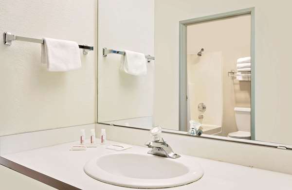  - Super 8 Hotel Battle Mountain - I-80, Exit 231