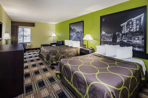  - Super 8 Hotel Greer - I-85, Exit 60