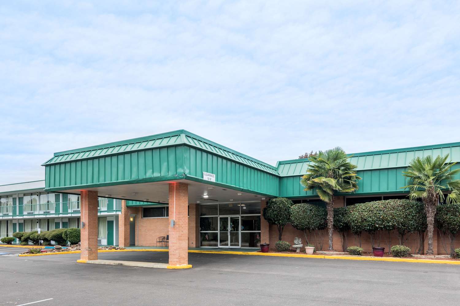 Super 8 Motel Hope, AR See Discounts