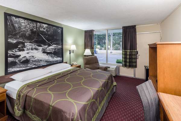  - Super 8 Motel Hope - I-30, Exit 30