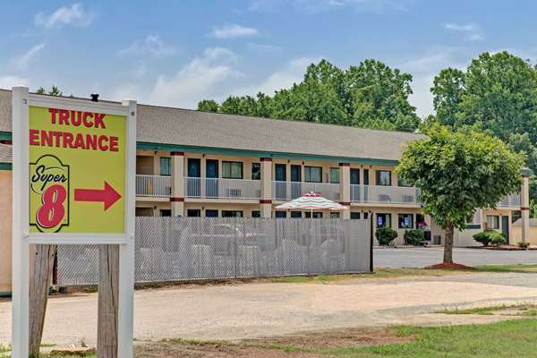 Exterior view - Super 8 Motel Shelby