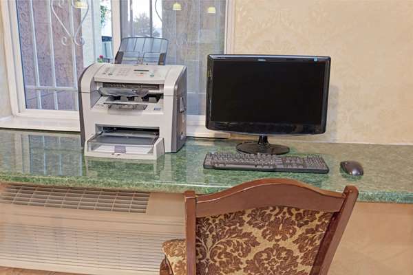 Conference Area - Super 8 Hotel O'Hare Airport Elk Grove Village