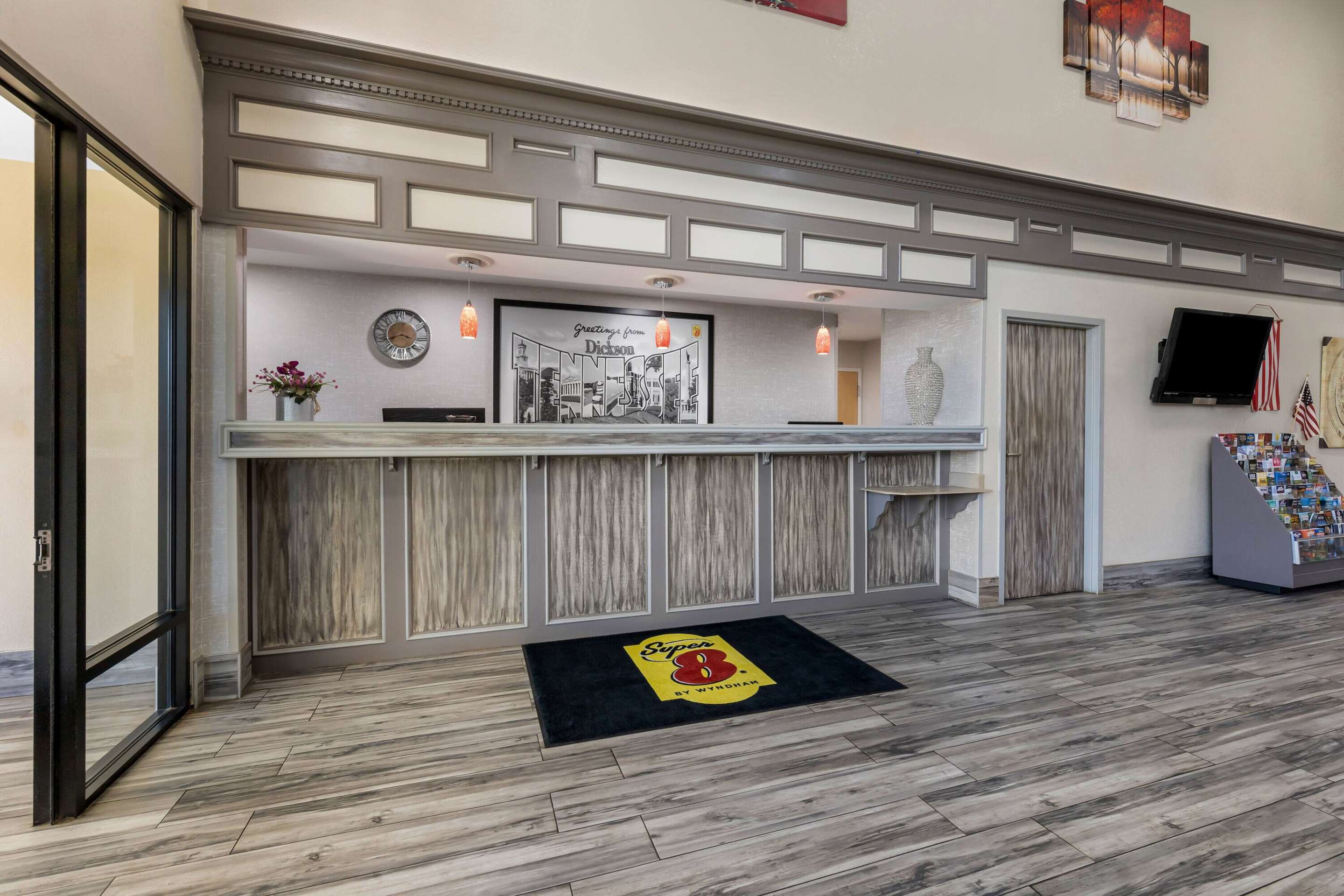 Lobby | Super 8 by Wyndham Dickson