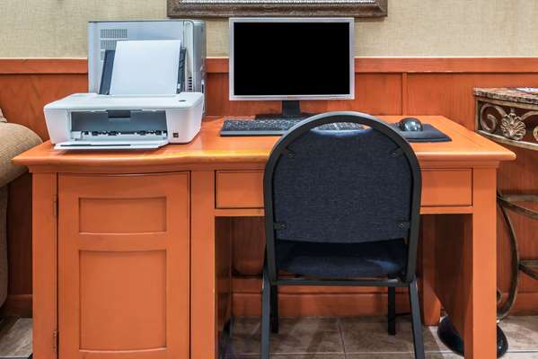 Conference Area - Super 8 Denton - I-35, Exit 465A