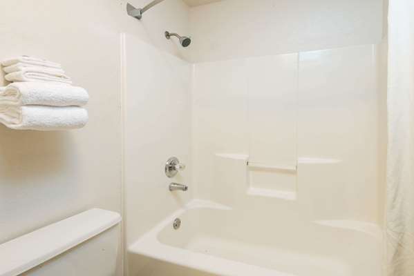  - Super 8 Hotel Richfield - I-80, Exit 173