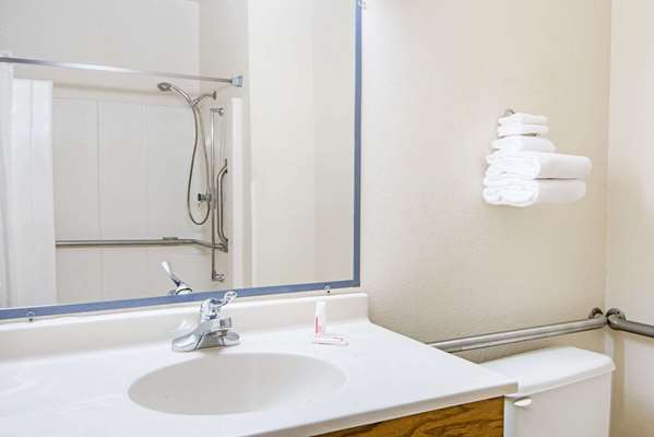  - Super 8 Hotel Richfield - I-80, Exit 173