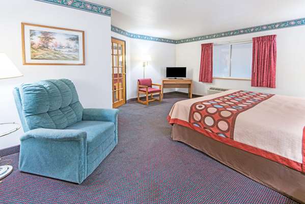 Suite - Super 8 Hotel Richfield - I-80, Exit 173