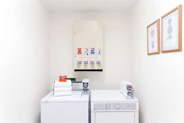  - Super 8 Hotel Montpelier