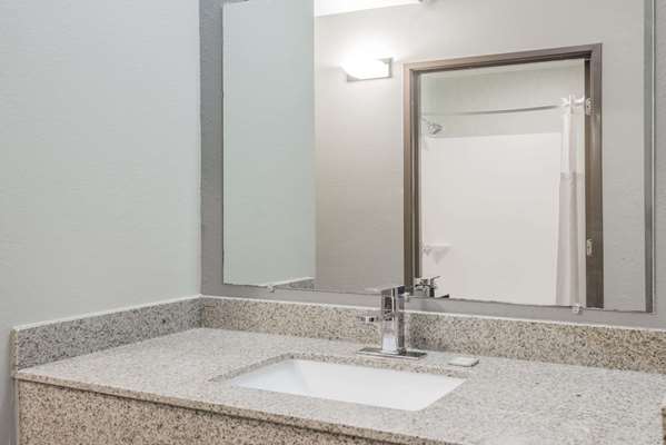  - Super 8 Hotel Mars - I-79, Exit 78