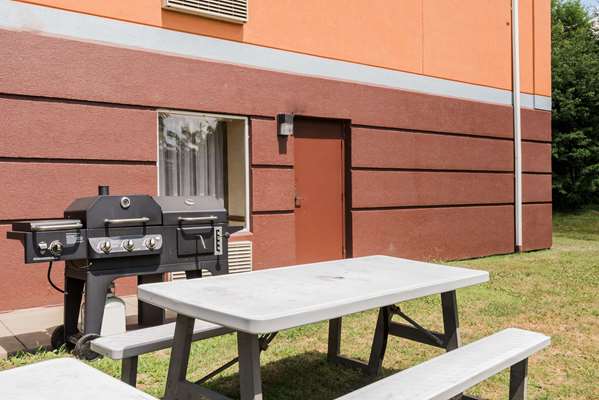 Exterior view - Super 8 Hotel Mars - I-79, Exit 78