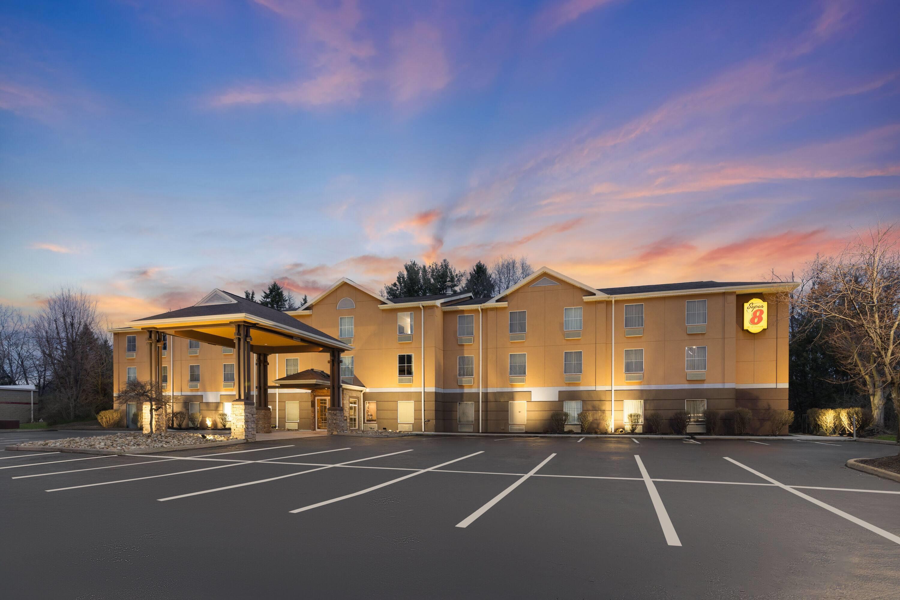 Exterior | Super 8 by Wyndham Mars/Cranberry/Pittsburgh Area