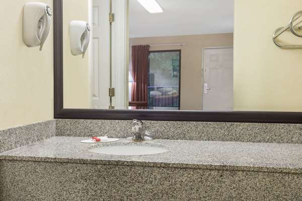  - Super 8 Motel Lithonia Decatur