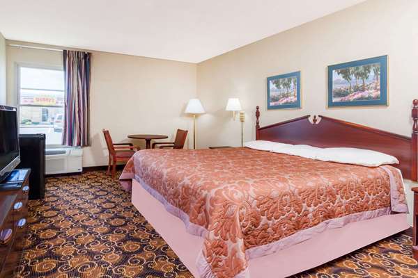  - Super 8 Hotel North Evansville