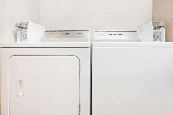 Amenities - Super 8 Hotel North Evansville