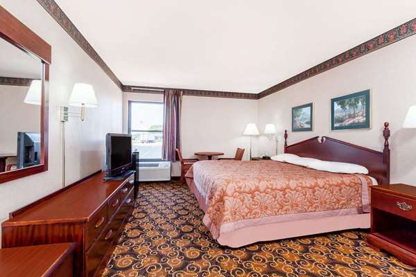  - Super 8 Hotel North Evansville