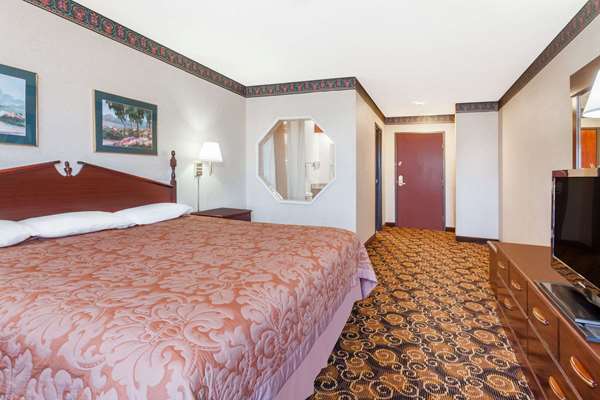  - Super 8 Hotel North Evansville