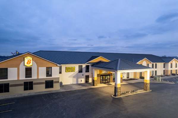 Exterior view - Super 8 Hotel Shepherdsville - I-65, Exit 117