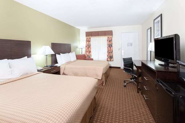  - Super 8 Motel Downtown Decatur