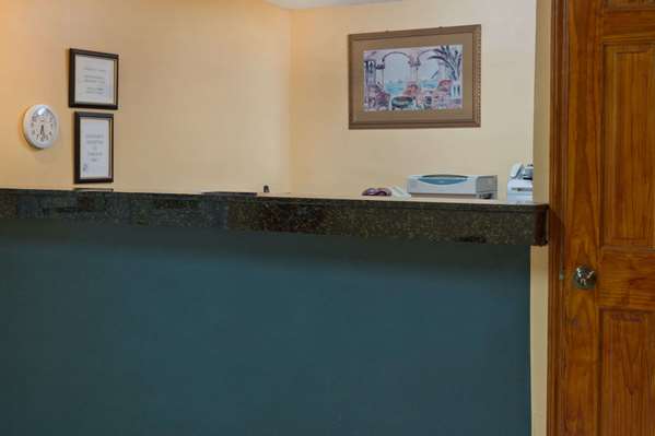  - Super 8 Hotel Chipley - I-10, Exit 120