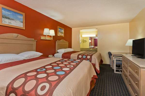  - Super 8 Hotel Chipley - I-10, Exit 120