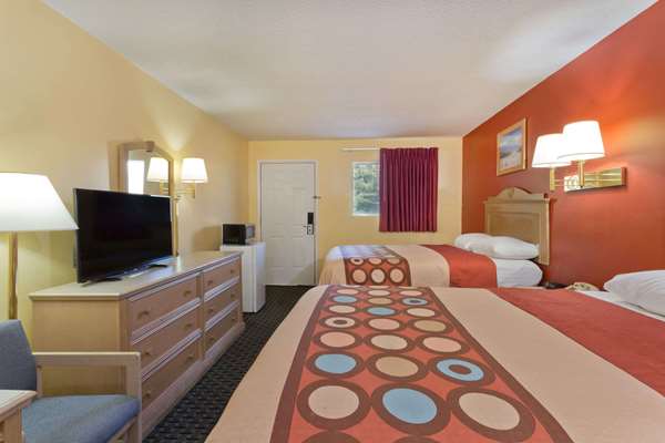  - Super 8 Hotel Chipley - I-10, Exit 120