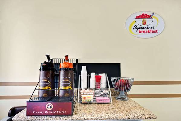  - Super 8 Hotel Kokomo