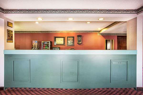  - Super 8 Motel Griffin