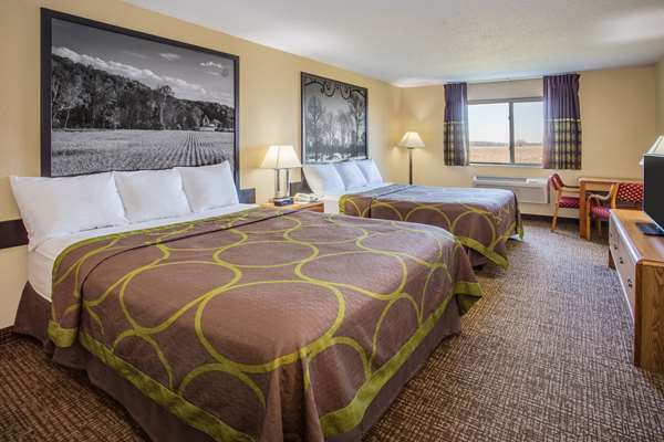  - Super 8 Hotel Remington - I-65, Exit 201