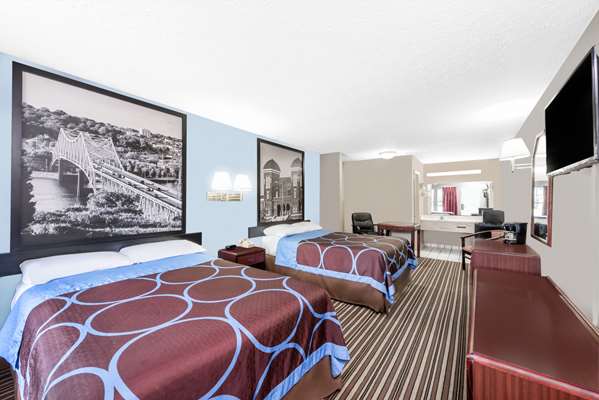  - Super 8 Motel Gadsden