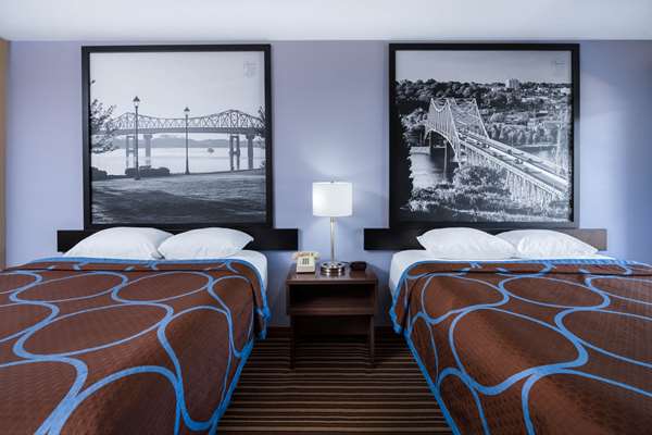  - Super 8 Motel Gadsden