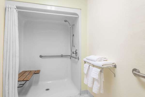  - Super 8 Motel Fayetteville - I-95, Exit 49