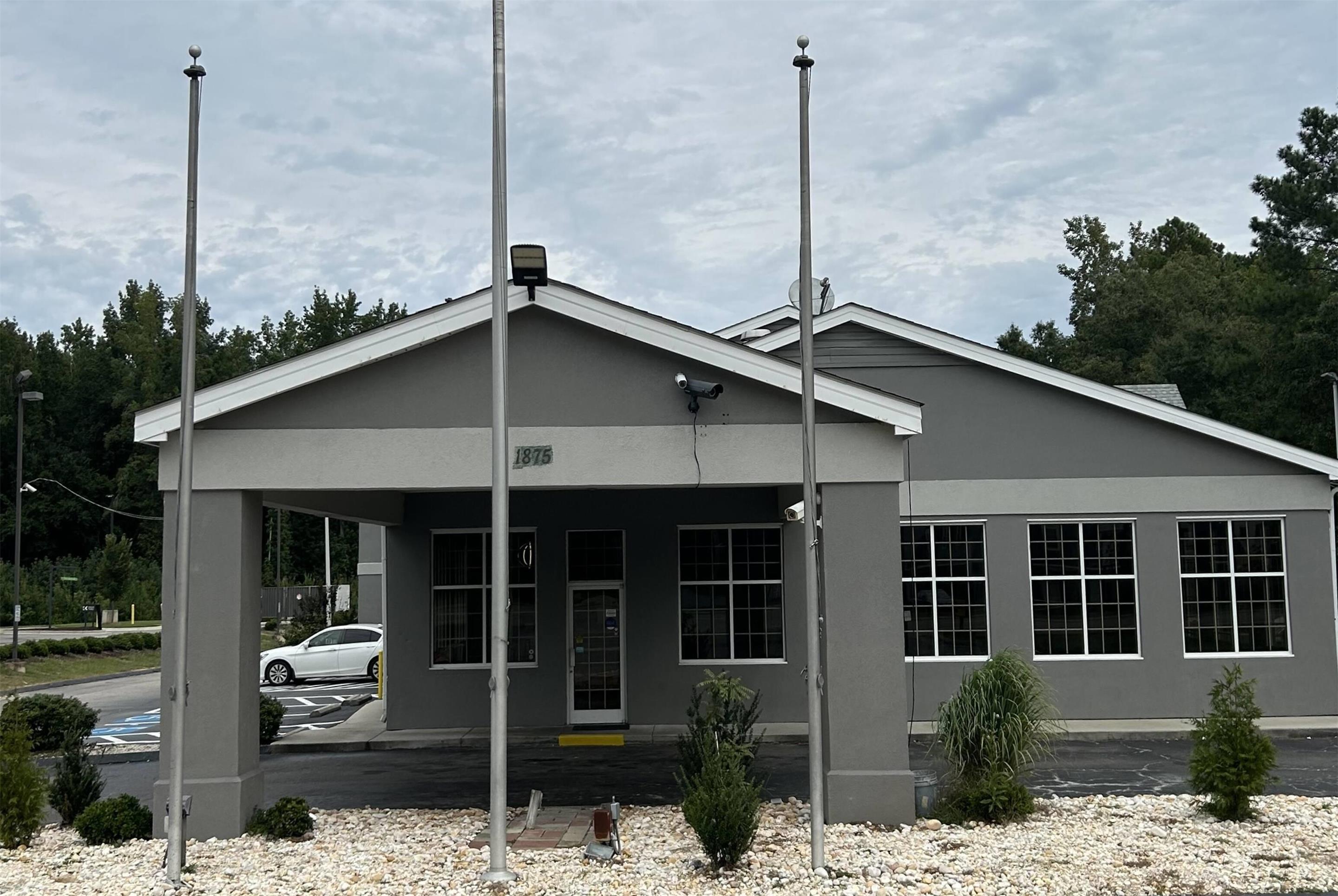 Exterior | Super 8 by Wyndham Fayetteville