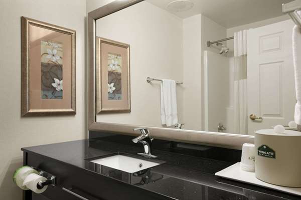 - Wingate by Wyndham Pueblo - I-25, Exit 102